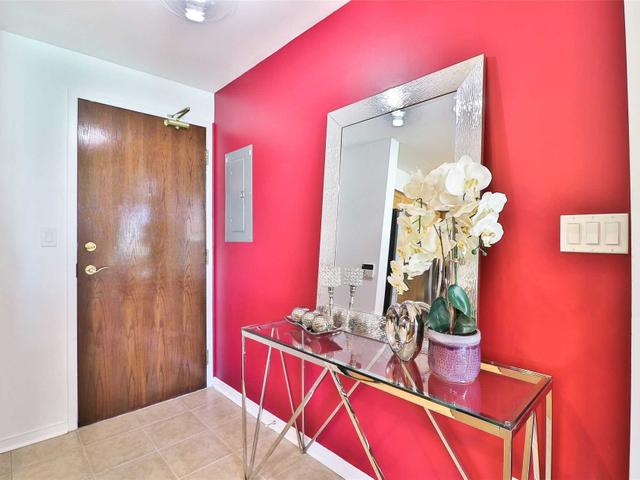 1201 - 9 Michael Power Pl