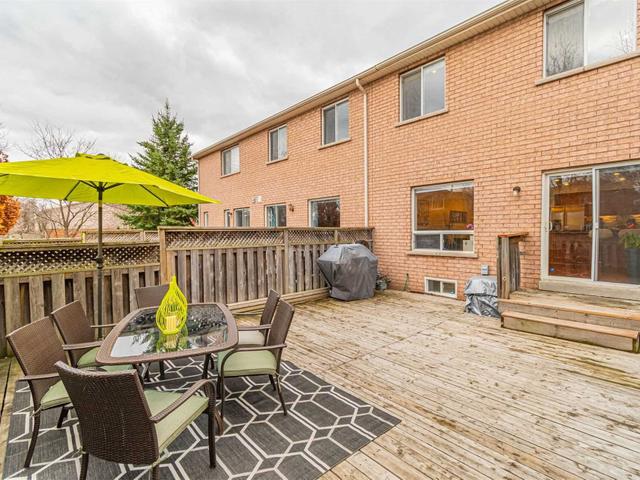 3 - 1551 Reeves Gate