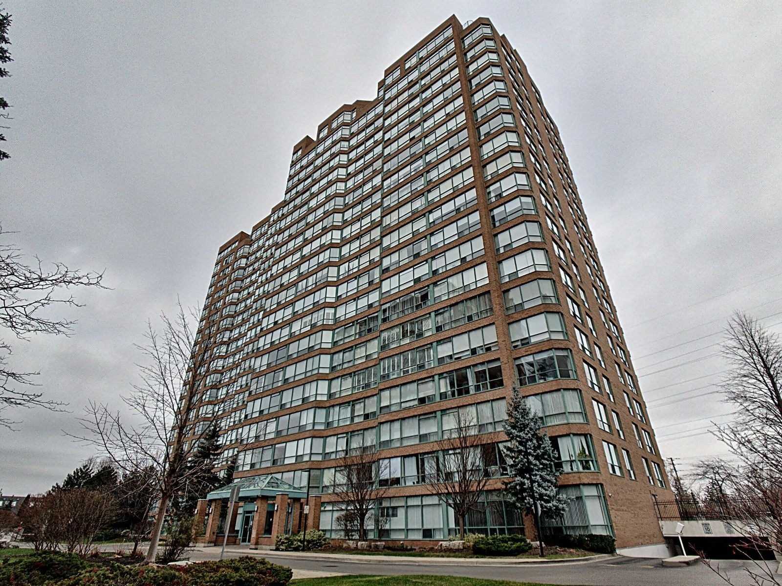 PH8 1276 Maple Crossing Blvd, Burlington Sold, W4993582 Condos.ca