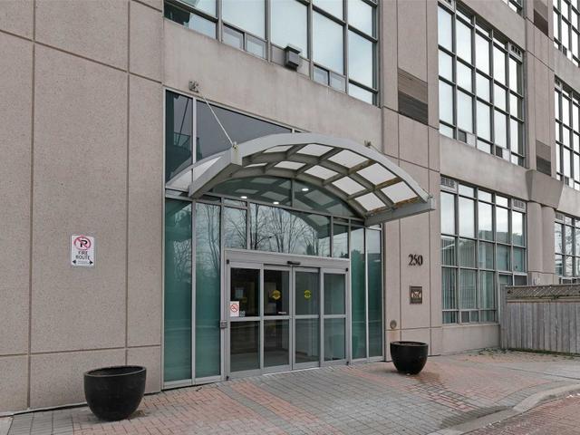 109 - 250 Manitoba St