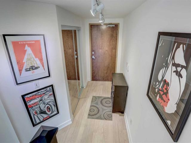 # 801 - 2 Fieldway Rd