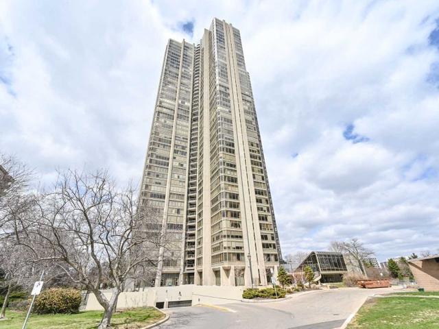 911 - 2045 Lake Shore Blvd