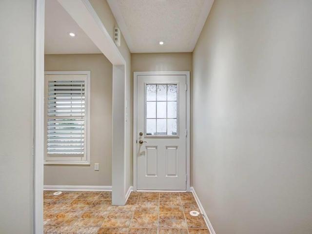 Bsmt - 841 Scott Blvd