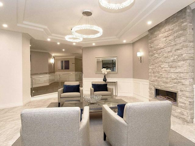 1905 - 1300 Bloor St