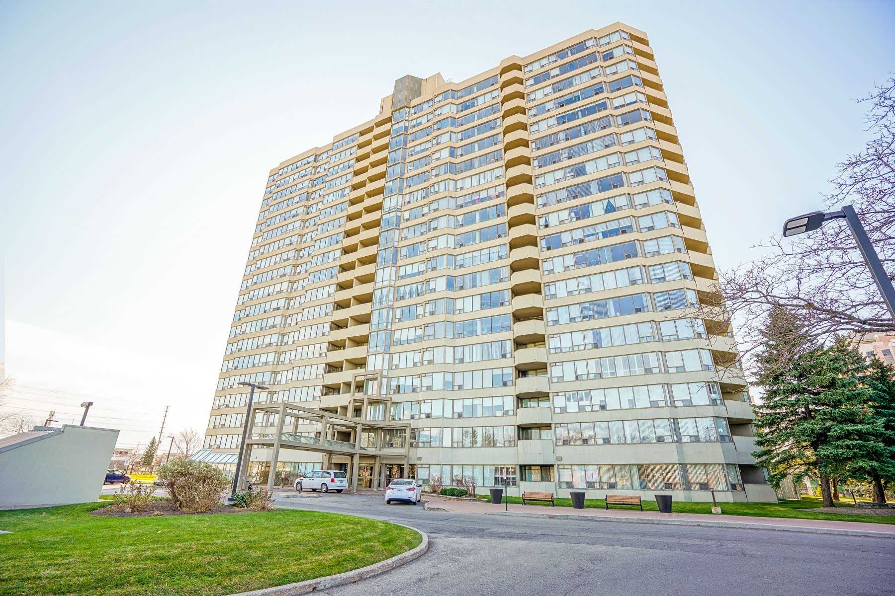 1901 700 Constellation Dr, Mississauga Sold, W4996500 Condos.ca