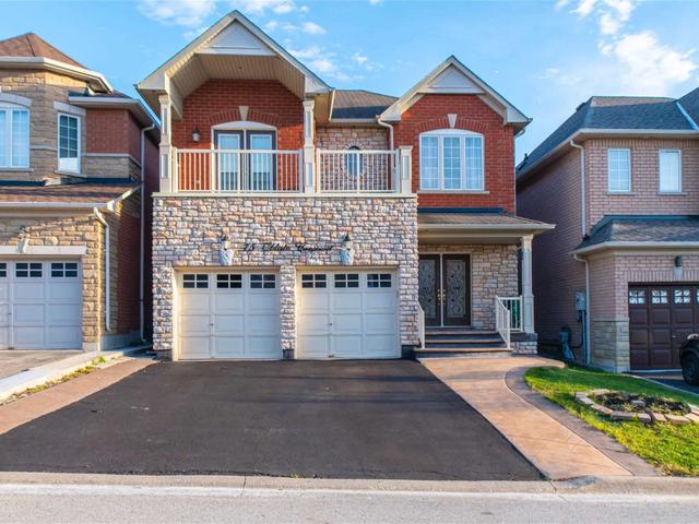 75 Oblate Cres