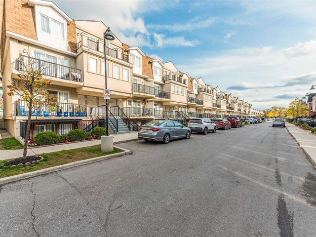 1028 - 3045 Finch Ave W