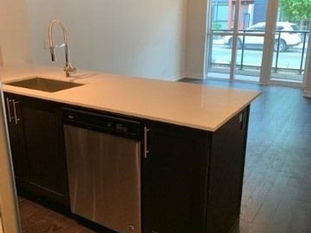 TH16 - 4055 Parkside Village Dr