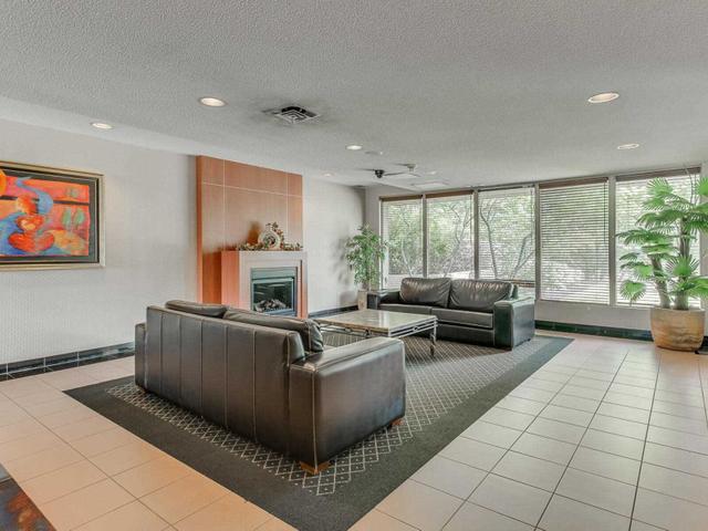 1715 - 145 Hillcrest Ave