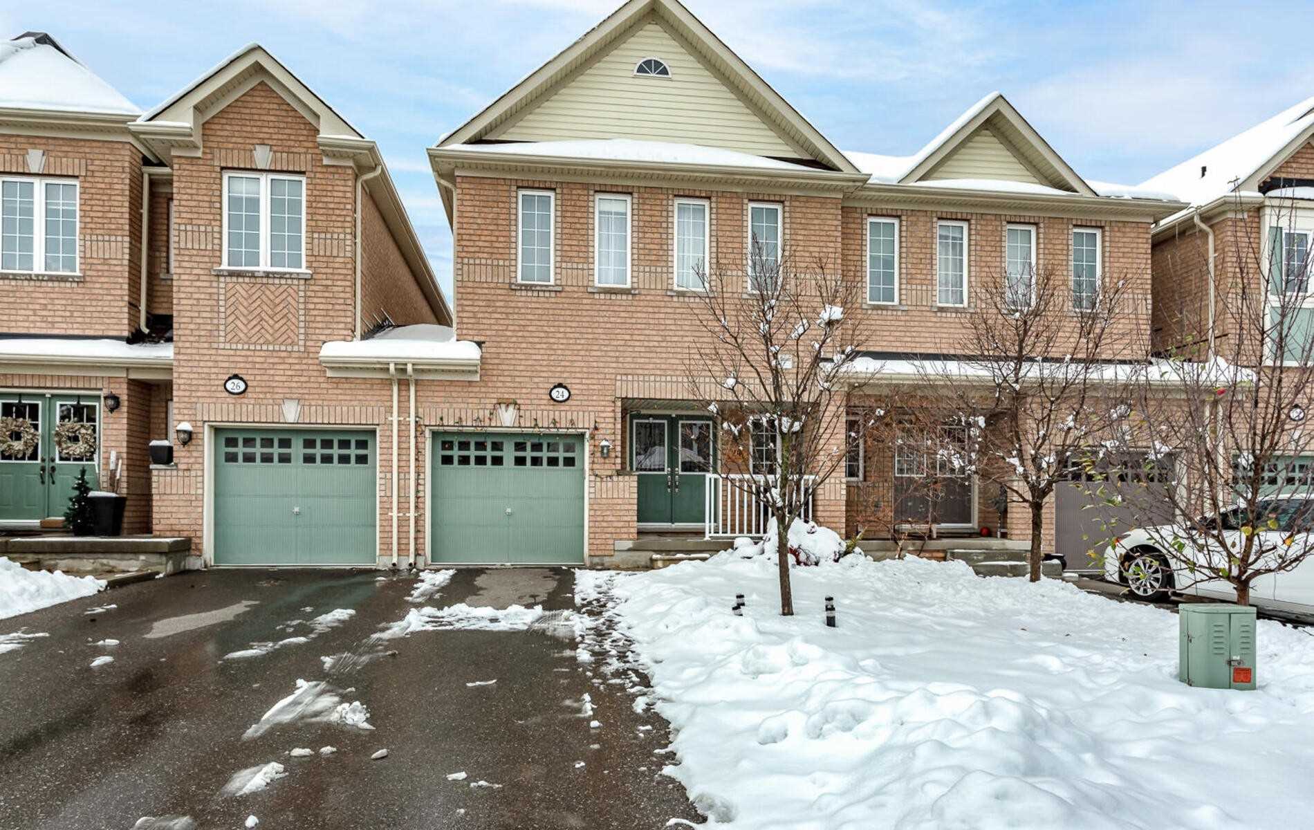 24 La Roche Ave, Sold, W4999968 Condos.ca