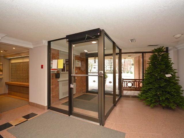 406 - 1240 Marlborough Crt