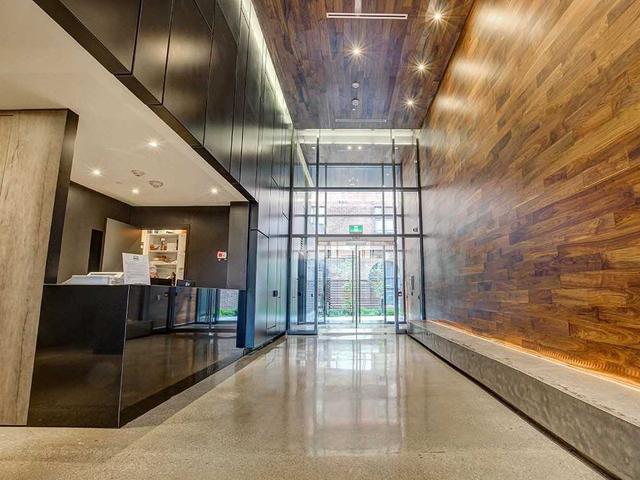 601 - 383 Sorauren Ave