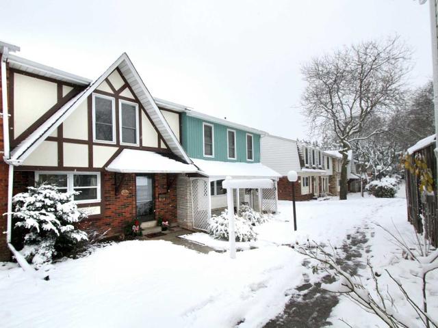 2 - 2226 Upper Middle Rd, Burlington | Sold, W5054809 | Condos.ca