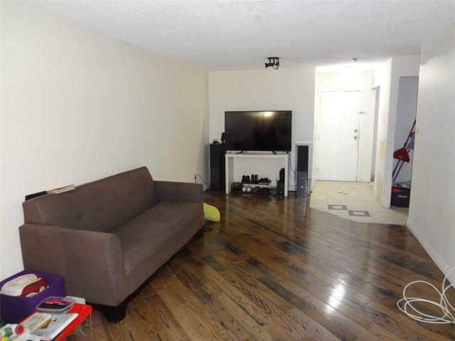 906 - 21 Markbrook Lane