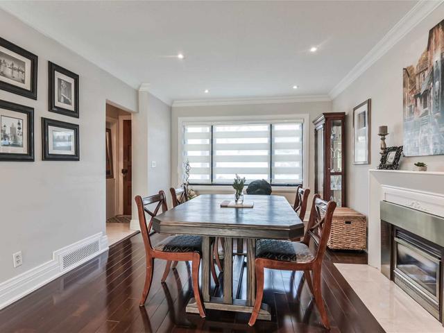 592 Burnhamthorpe Rd