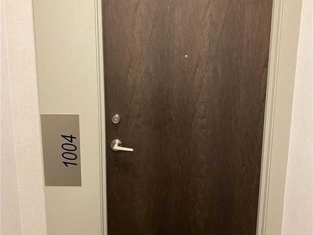 1004 - 10 Park Lawn Rd