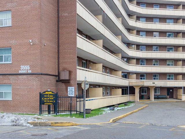 1009 - 3555 Derry Rd E