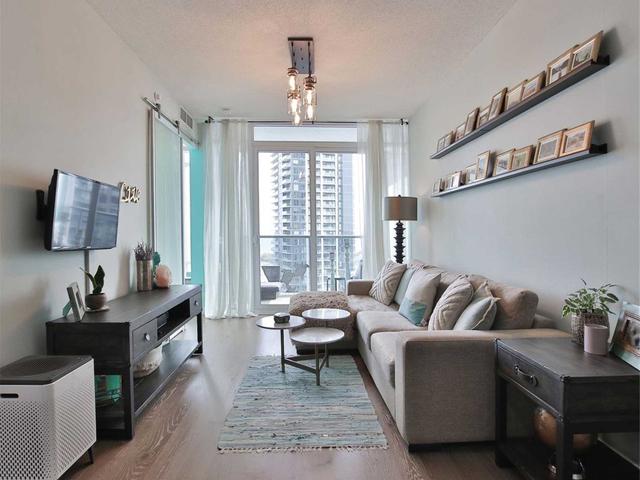 1907 - 90 Park Lawn Rd