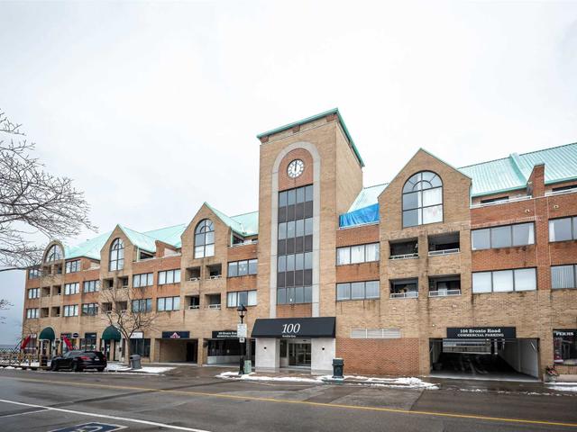 416 - 100 Bronte Rd