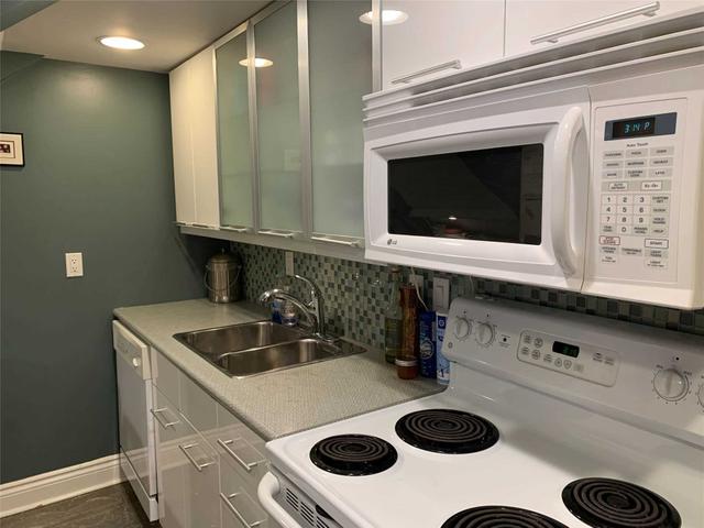 212 - 347 Sorauren Ave