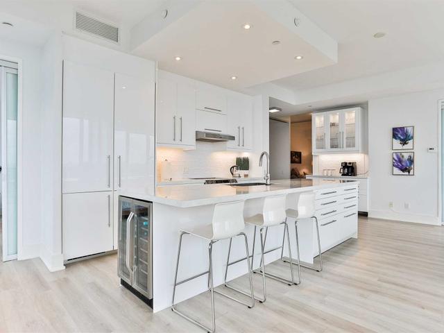 3105 - 88 Park Lawn Rd