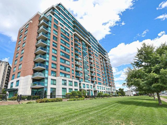 1401 - 1403 Royal York Rd