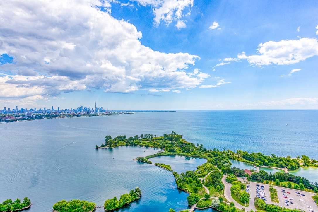 UPH3903 33 Shore Breeze Dr, Etobicoke Sold, W5082253 Condos.ca