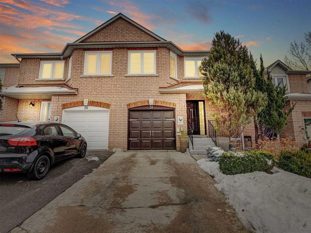 34 Rolling Hills Lane