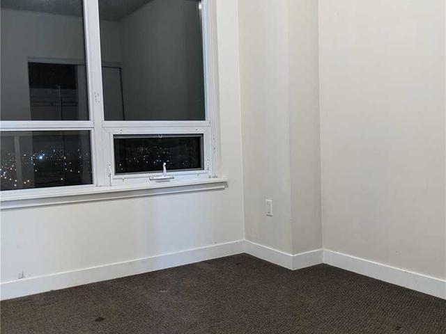 1107 - 812 Lansdowne Ave