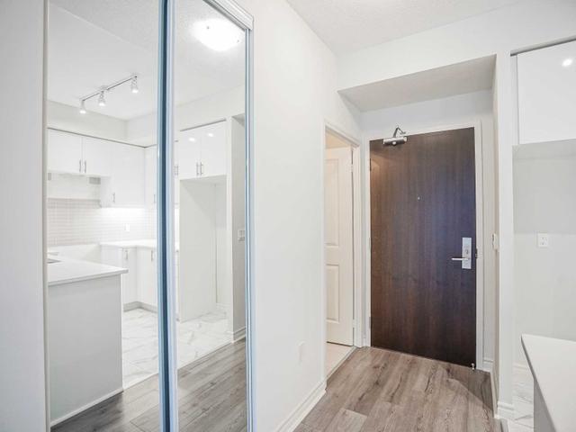 1417 - 39 Annie Craig Dr