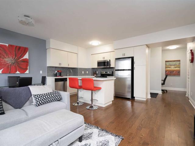 2605 - 2240 Lake Shore Blvd W