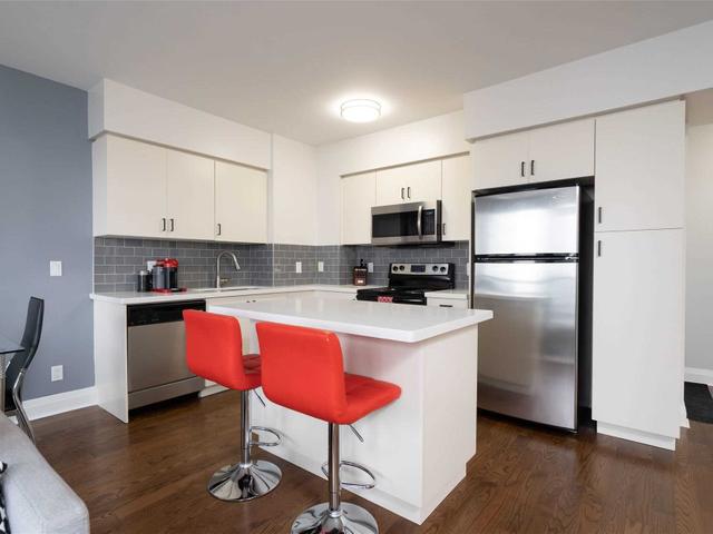 2605 - 2240 Lake Shore Blvd W