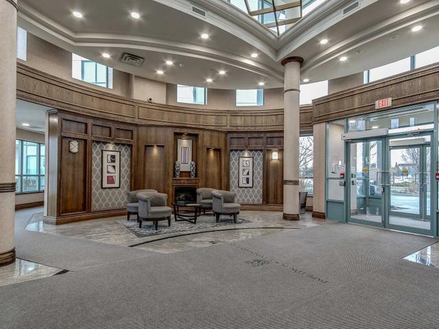 205 - 4850 Glen Erin Dr