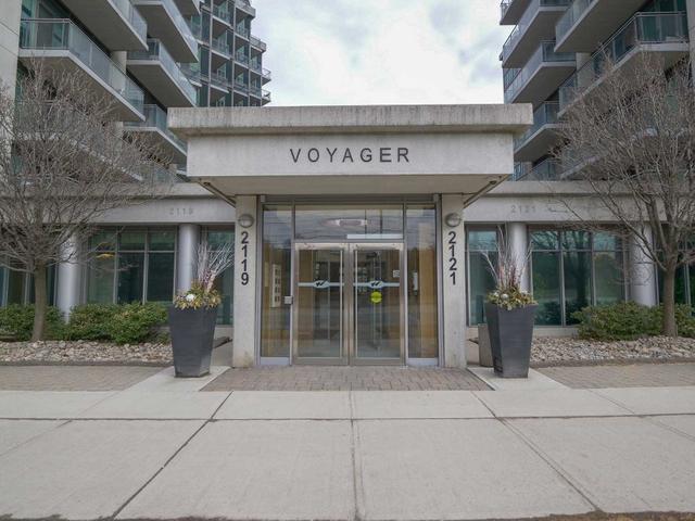 812 - 2121 Lakeshore Blvd W