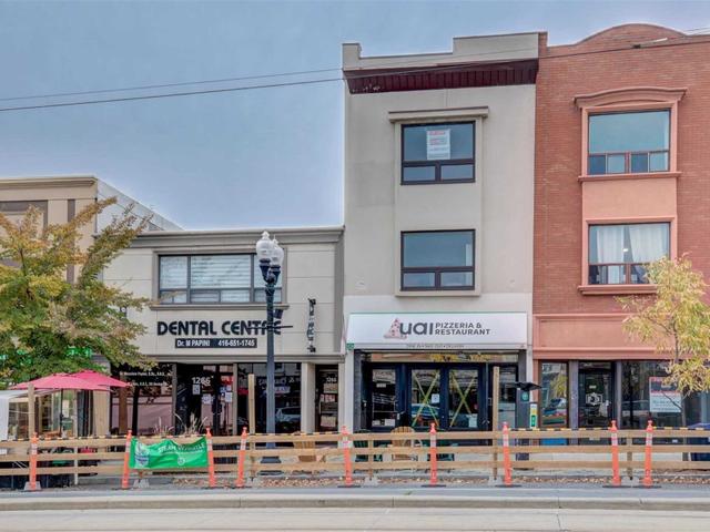 3rd Fl - 1262 St Clair Ave W