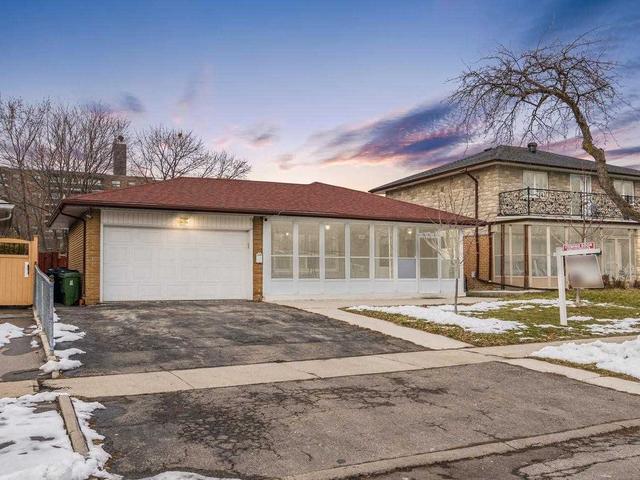 6 Seguin Crt