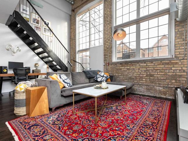 A-8 - 1100 Lansdowne Ave