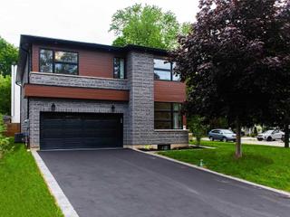 869 Beechwood Ave
