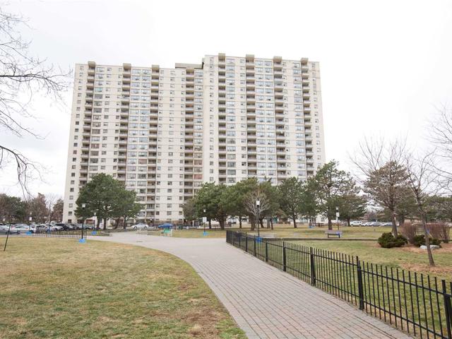PH-11 - 390 Dixon Rd