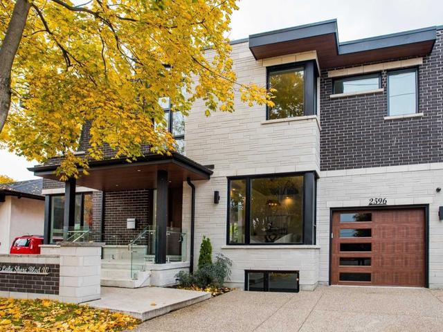 2596 Lake Shore Blvd W