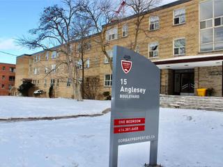 315 - 15 Anglesey Blvd