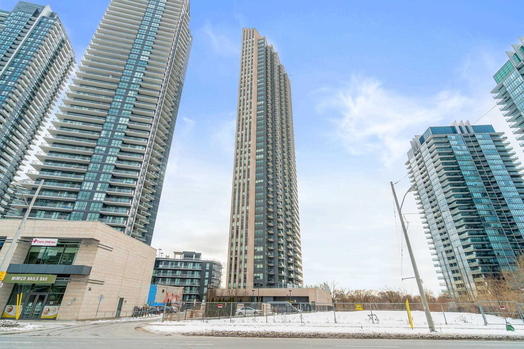 408 36 Park Lawn Rd, Etobicoke