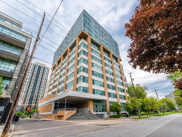 1013 - 2 Fieldway Rd