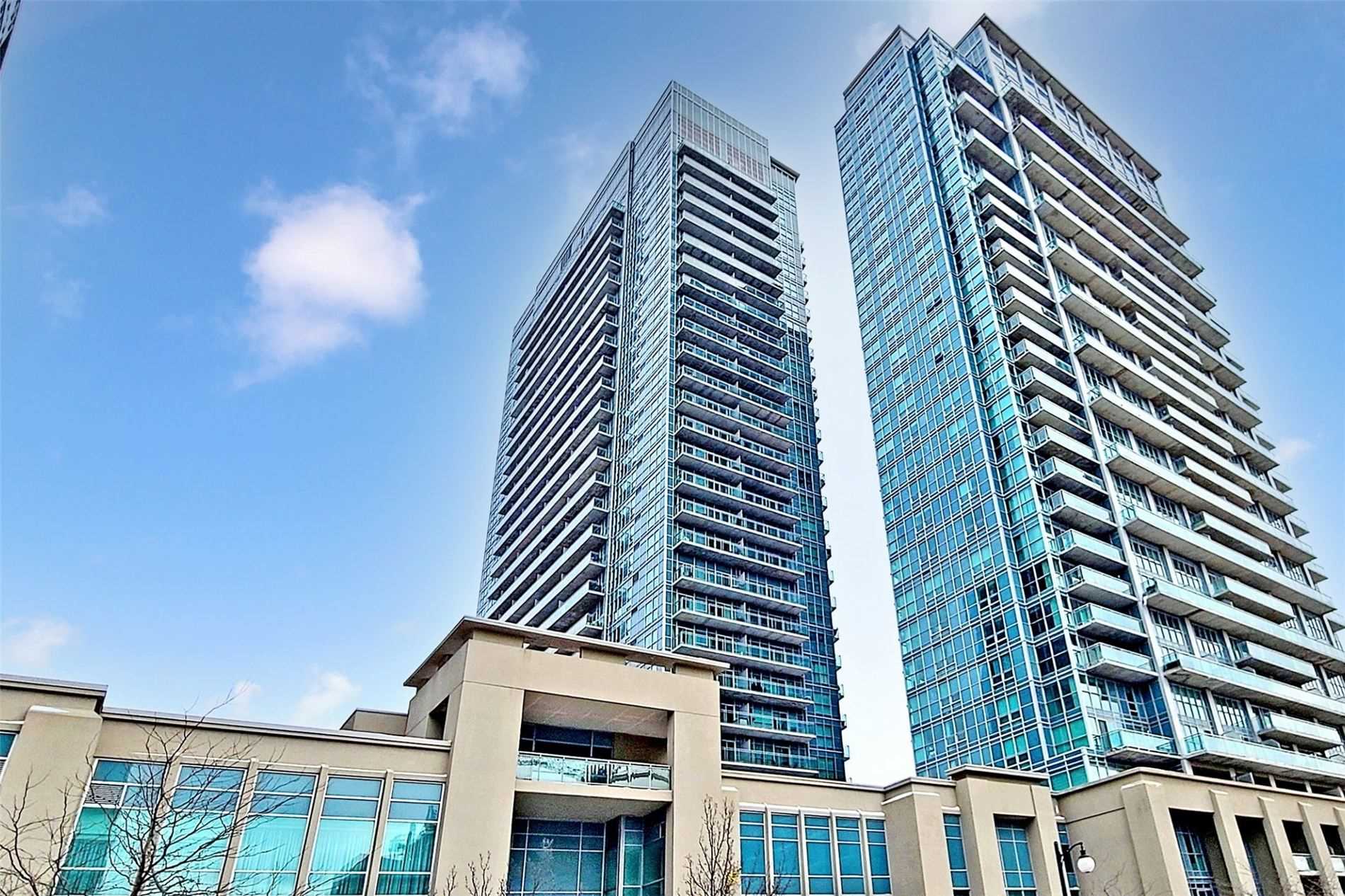 2521 165 Legion Rd N, Etobicoke