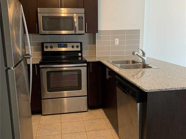 2007 - 1410 Dupont St