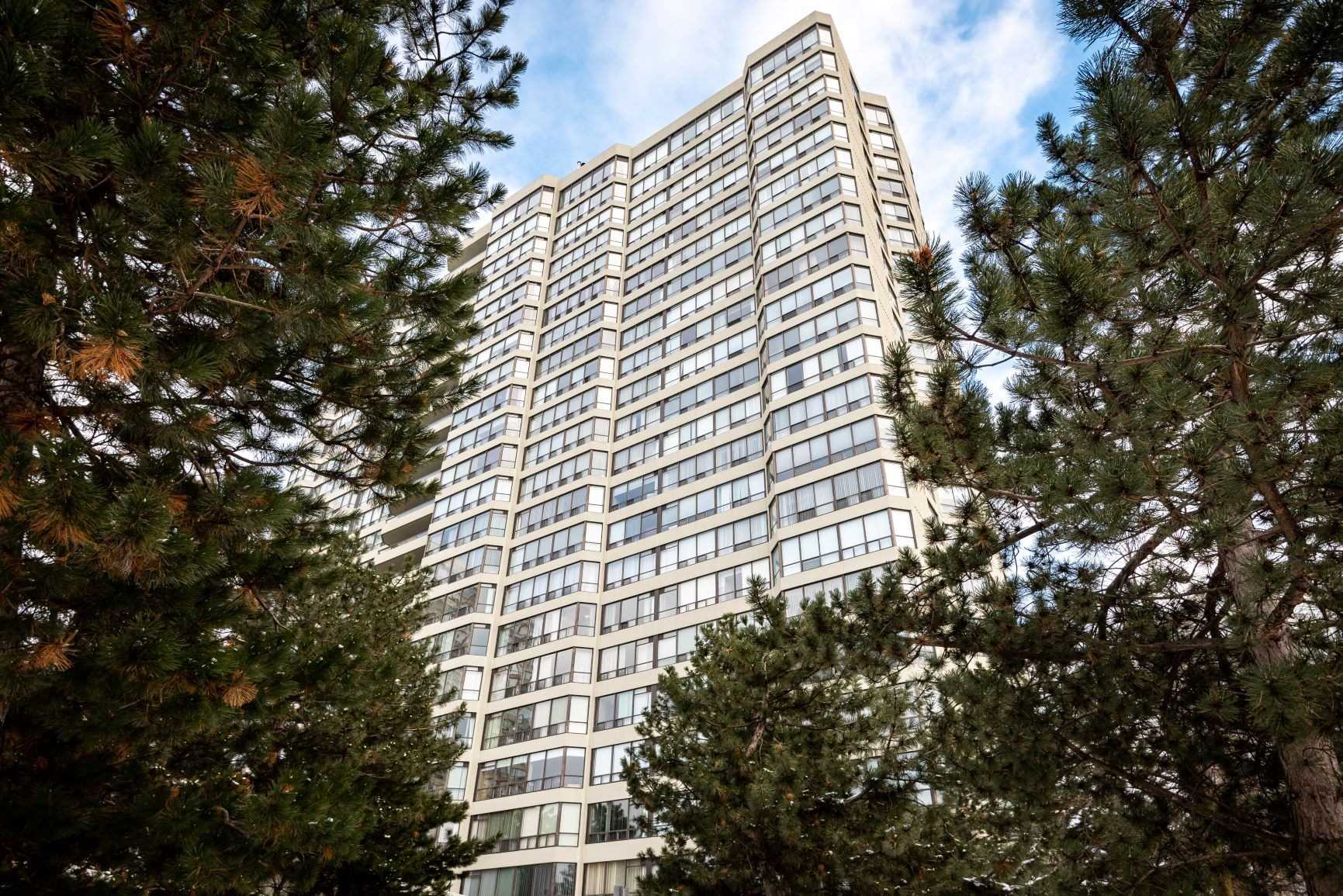 402 - 24 Hanover Rd, Brampton | Sold, W5102573 | Property.ca