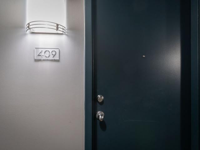 409 - 24 Noble St