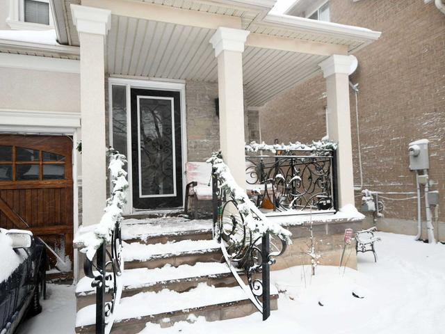 3835 Arbourview Terr