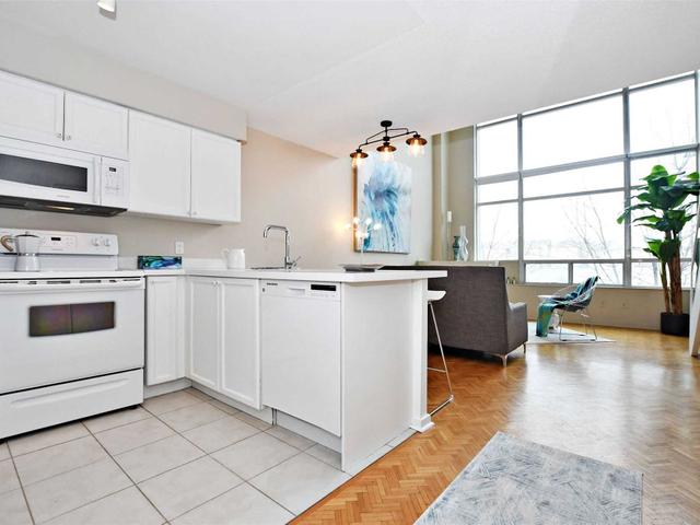 222 - 200 Manitoba St