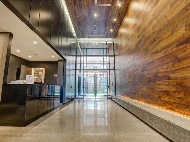 601 - 383 Sorauren Ave